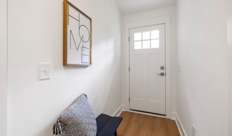 Domowe triki na porządek: sprzątanie bez stresu dzięki prostym nawykom i organizacji przestrzeni