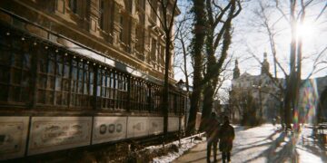 Ilustracja artykułu: Jak zarezerwować wycieczkę po Krakowie: Stare Miasto, Wawel, śladami Jana Pawła II i przejazd...