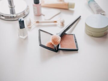 Ilustracja artykułu: Najczęstsze błędy w codziennej pielęgnacji i jak je naprawić: prosty plan dla każdej cery